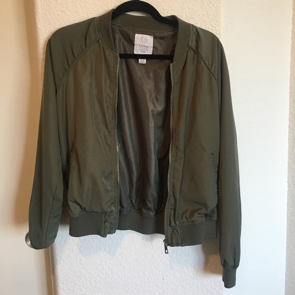 Tillys jacket